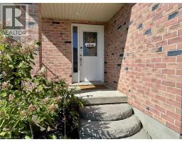 1409 OLD ZELLER Drive - 4