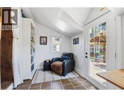 28 MOUNT PLEASANT Street - 14