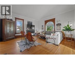 415 WALLACE Avenue N - 12
