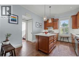 415 WALLACE Avenue N - 19