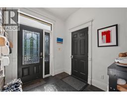 415 WALLACE Avenue N - 25