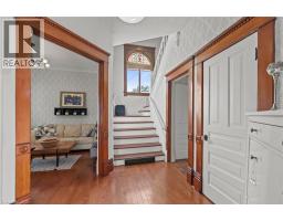 415 WALLACE Avenue N - 27