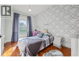 415 WALLACE Avenue N - 37