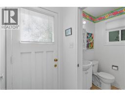 20 CRESTWOOD Drive - 14