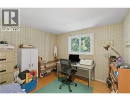 20 CRESTWOOD Drive - 17