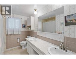 20 CRESTWOOD Drive - 18