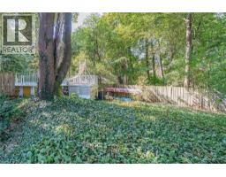 20 CRESTWOOD Drive - 19