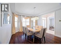 24 PICKETT Place - 10