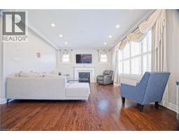 24 PICKETT Place - 12