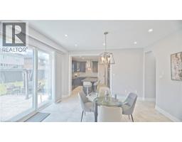 24 PICKETT Place - 16