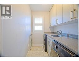 24 PICKETT Place - 17