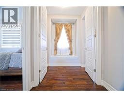 24 PICKETT Place - 22