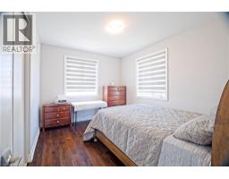 24 PICKETT Place - 33