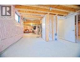 24 PICKETT Place - 35