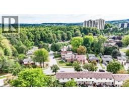 165 GREEN VALLEY Drive UnitNo. 31 - 41