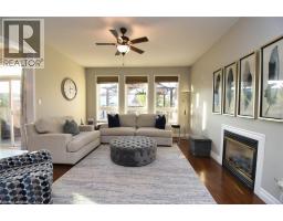 188 HUNTER Way - 14