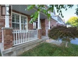 188 HUNTER Way - 2