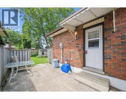 341 REDFORD Crescent - 28