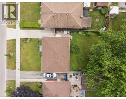 341 REDFORD Crescent - 35