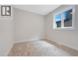 52 MOON Crescent - 22