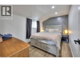 43 ELIZABETH Street - 16