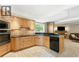 6 LILAC Court - 8