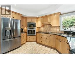 6 LILAC Court - 9