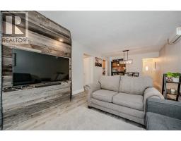 337 KINGSWOOD Drive UnitNo. 12 - 12