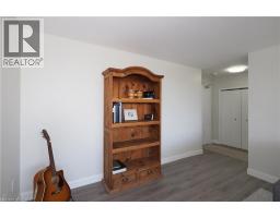 24 MIDLAND Drive UnitNo. 406 - 7