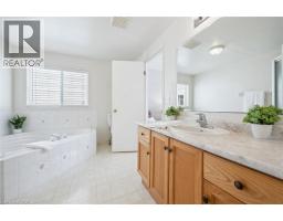 566 BONAVISTA Drive - 21