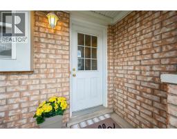 566 BONAVISTA Drive - 3