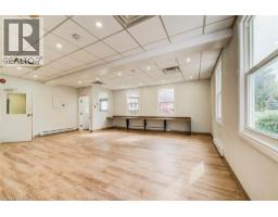 19 SCHNEIDER Avenue - 12