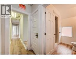 19 SCHNEIDER Avenue - 20