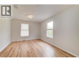 19 SCHNEIDER Avenue - 26
