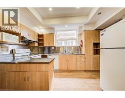 19 SCHNEIDER Avenue - 9