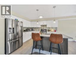 164 MACLACHLAN Avenue - 13