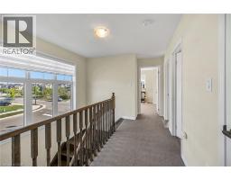164 MACLACHLAN Avenue - 35