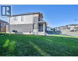 164 MACLACHLAN Avenue - 38