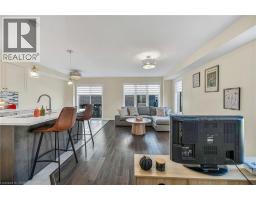 164 MACLACHLAN Avenue - 7