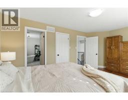 2 CALEDONIA Avenue - 23