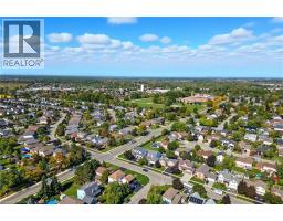 2 CALEDONIA Avenue - 38