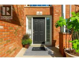 2 CALEDONIA Avenue - 4