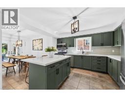 80 SKIPTON Crescent - 16