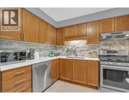 84 WESTMEADOW Drive UnitNo. 9 - 10