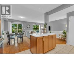 84 WESTMEADOW Drive UnitNo. 9 - 11