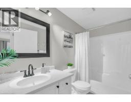 84 WESTMEADOW Drive UnitNo. 9 - 23