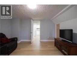 187 CLOVER Place - 35