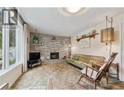 18 SIMPSON Avenue - 11