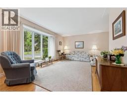 18 SIMPSON Avenue - 13