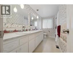 18 SIMPSON Avenue - 23